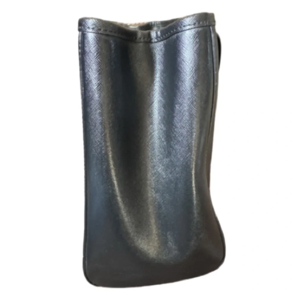 Michael Kors Jet set trade large leather  Black Tote with Gold Details - Picture 5 of 13